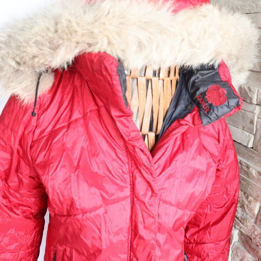 Kanuk Coat - Picture 2 of 8